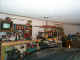 garage.jpg (68553 bytes)